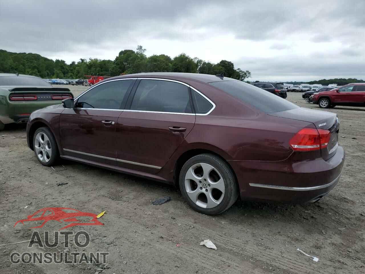 VOLKSWAGEN PASSAT 2013 - 1VWBN7A35DC076469