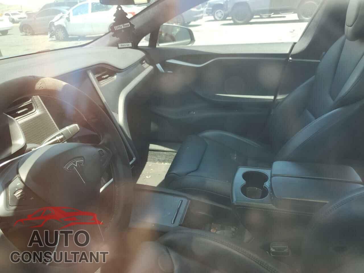 TESLA MODEL S 2018 - 5YJSA1E41JF258201