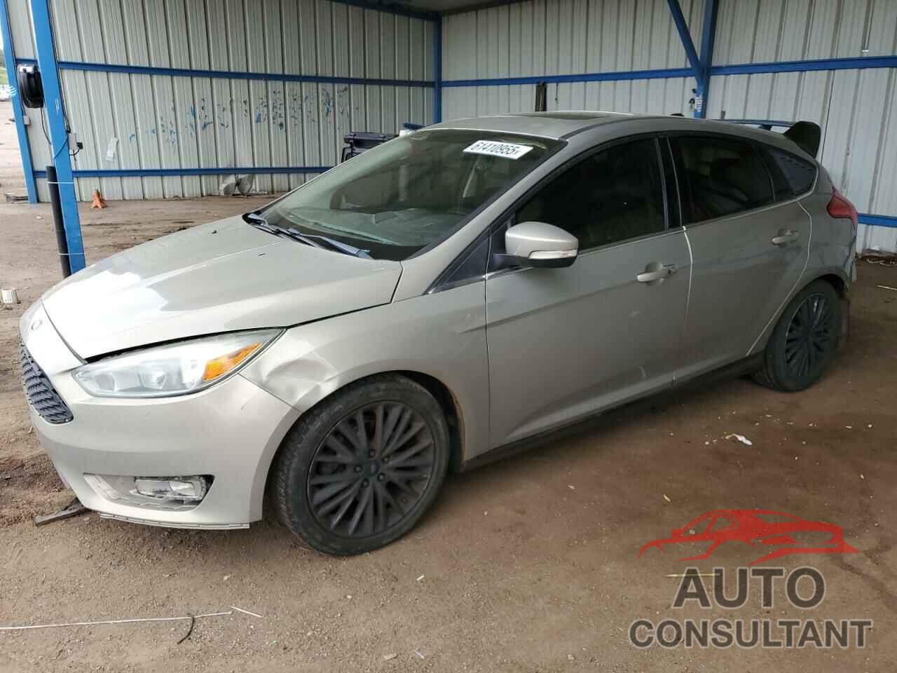 FORD FOCUS 2015 - 1FADP3N27FL210598