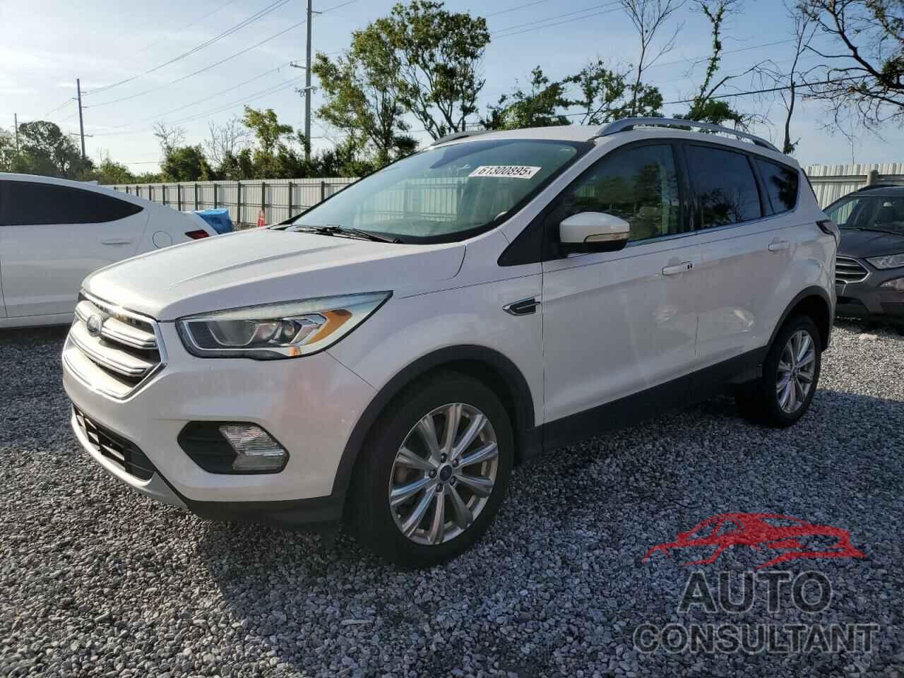 FORD ESCAPE 2017 - 1FMCU0JD5HUC19586