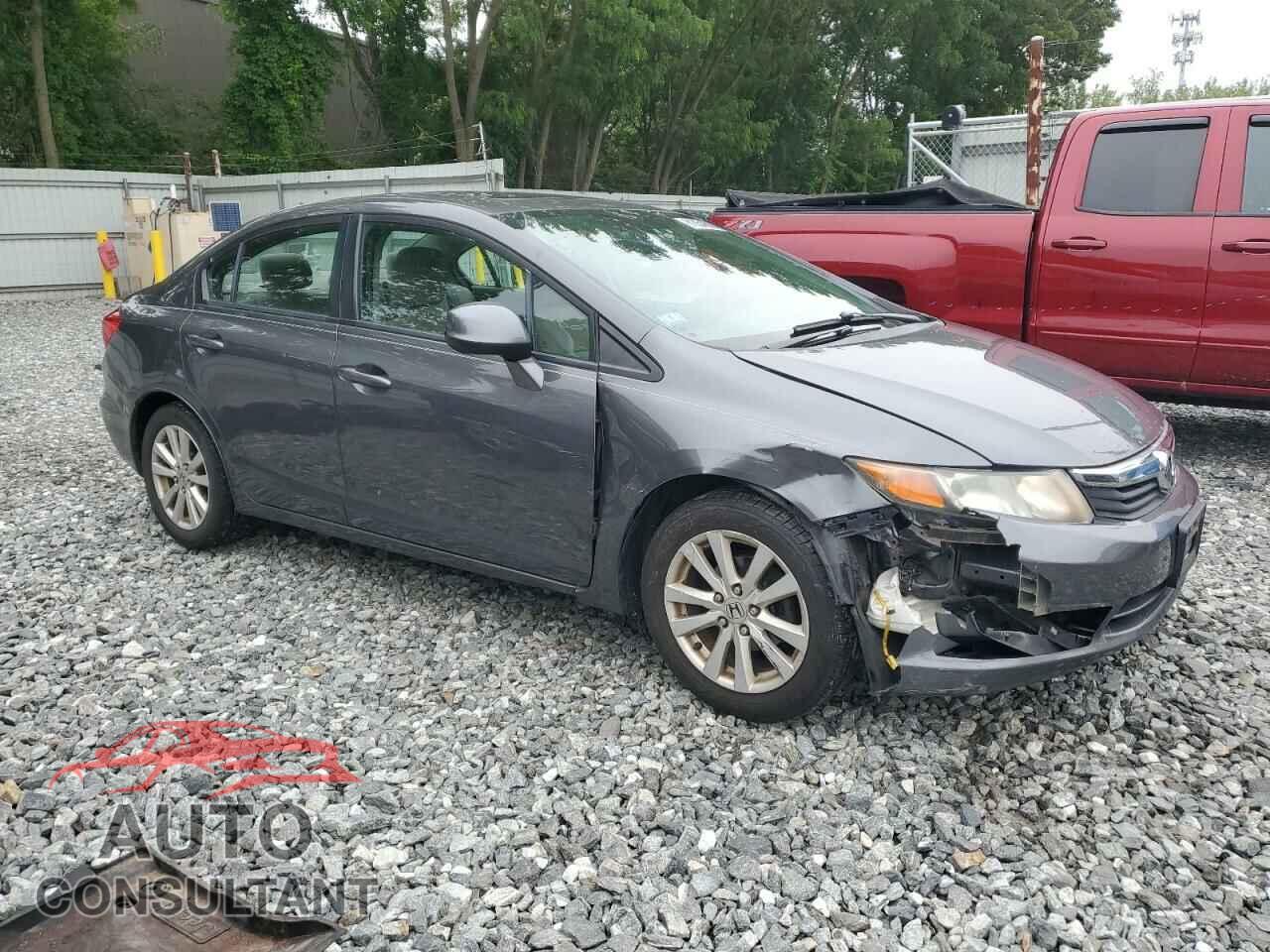 HONDA CIVIC 2012 - 2HGFB2F86CH554335