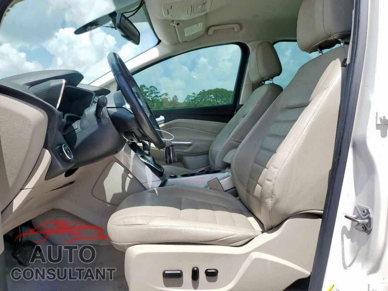 FORD CMAX 2015 - 1FADP5BU3FL109558