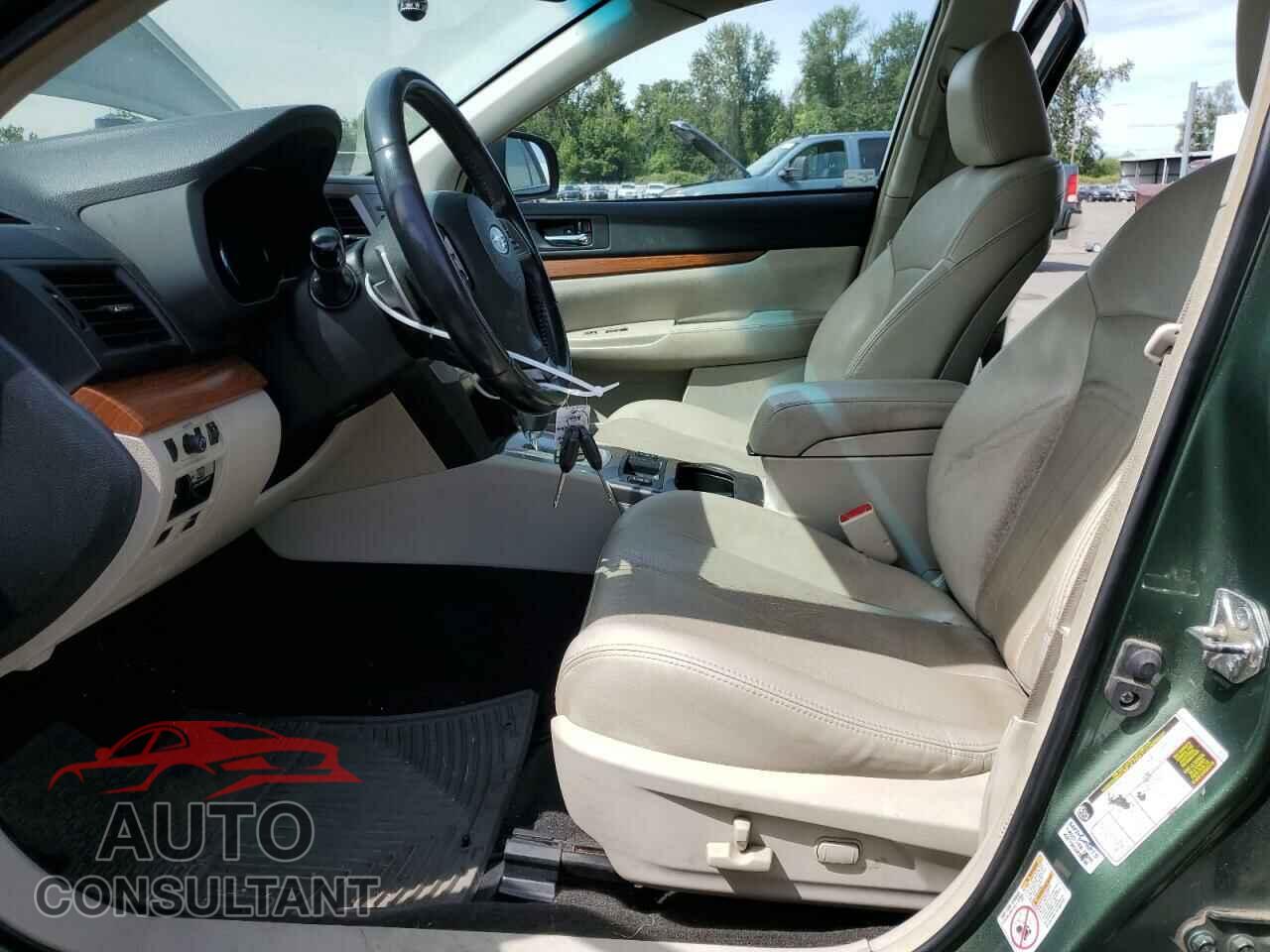 SUBARU OUTBACK 2013 - 4S4BRBKC8D3289405