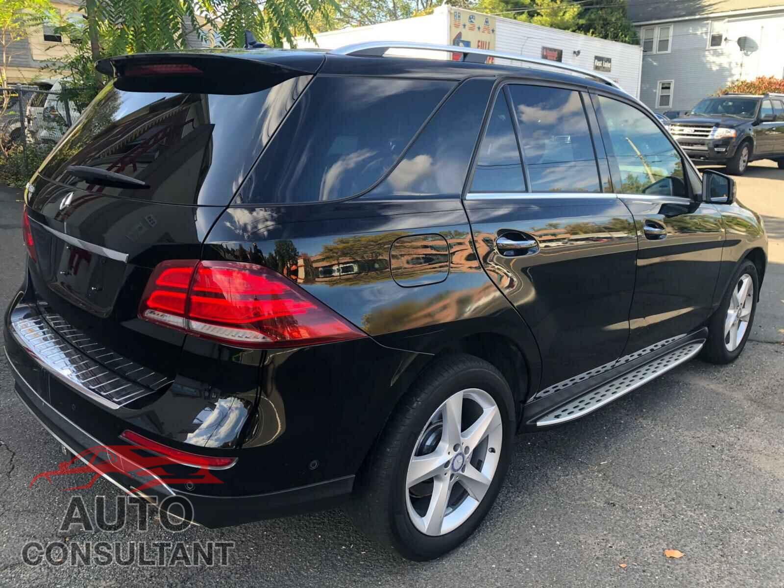 MERCEDES-BENZ GLE-CLASS 2017 - 4JGDA5JB4HA853708