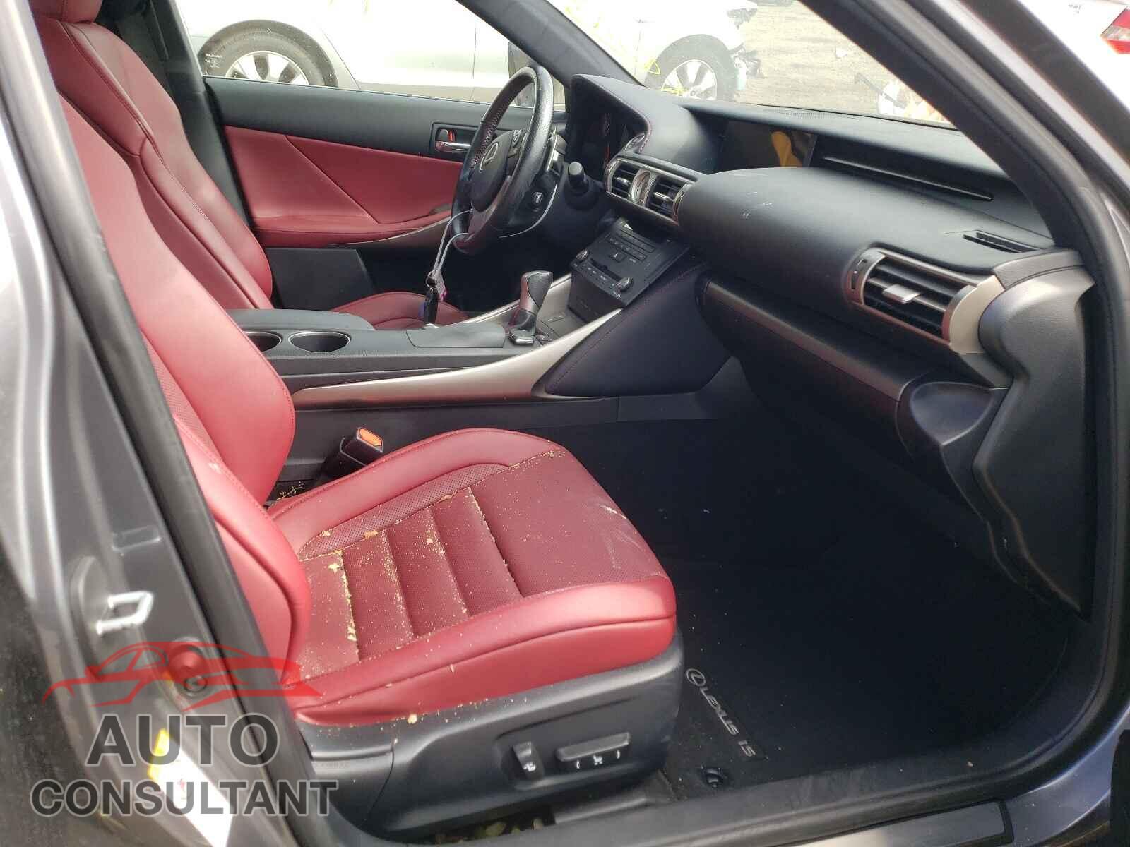 LEXUS IS 2016 - JTHBA1D22G5038123