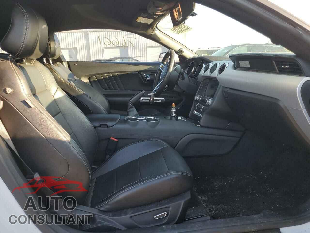 FORD MUSTANG 2017 - 1FA6P8CF2H5335110