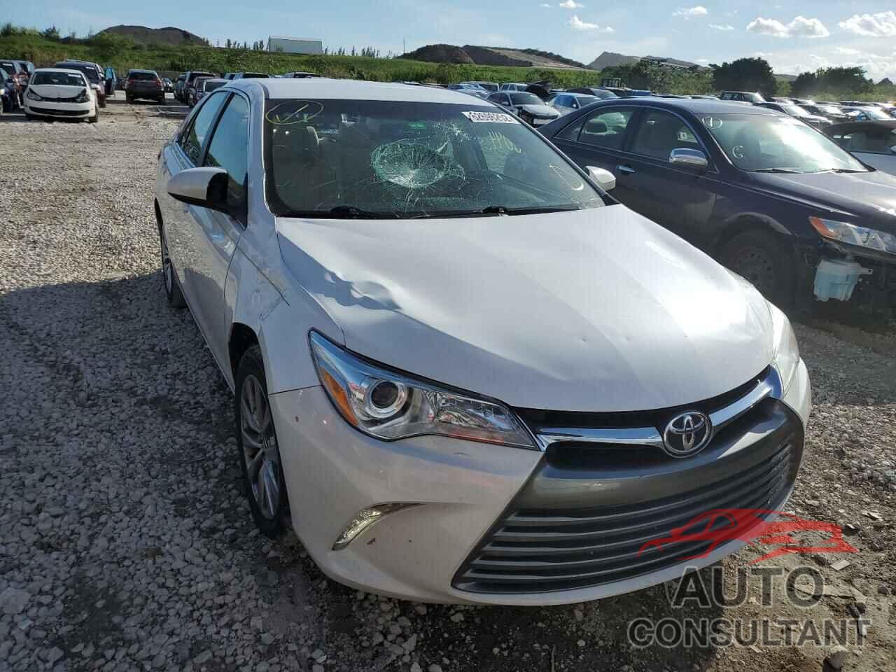 TOYOTA CAMRY 2017 - 4T1BF1FK4HU349586