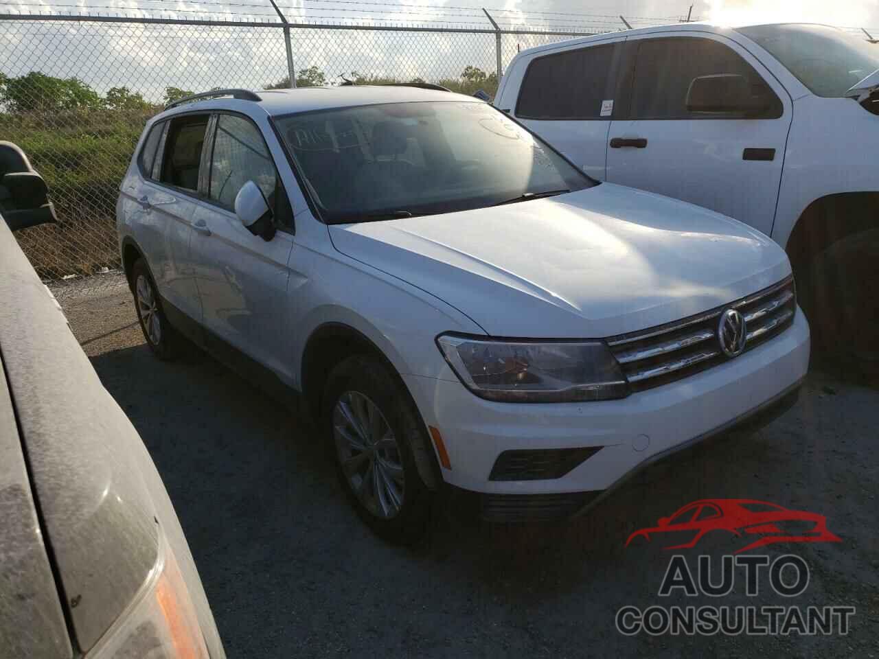 VOLKSWAGEN TIGUAN 2019 - 3VV1B7AX7KM086864