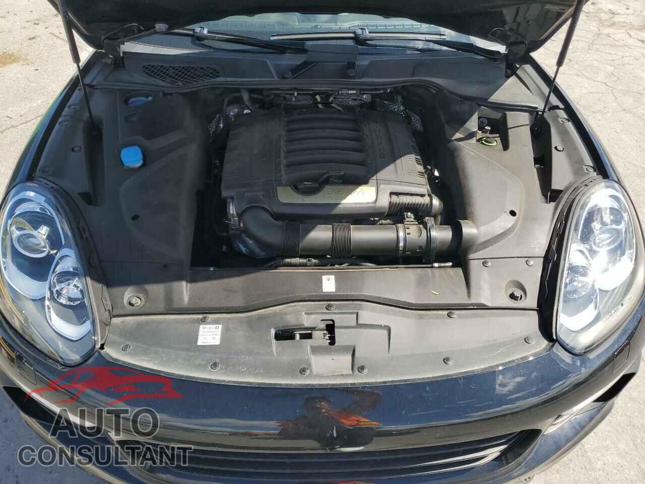 PORSCHE CAYENNE 2017 - WP1AA2A23HKA85556