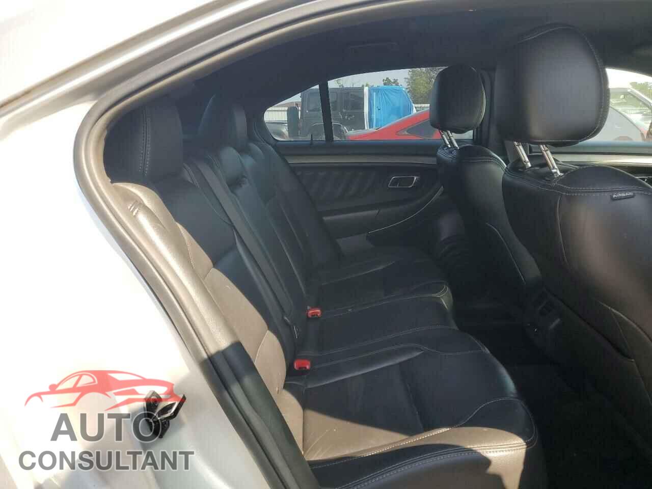 FORD TAURUS 2013 - 1FAHP2H83DG108944