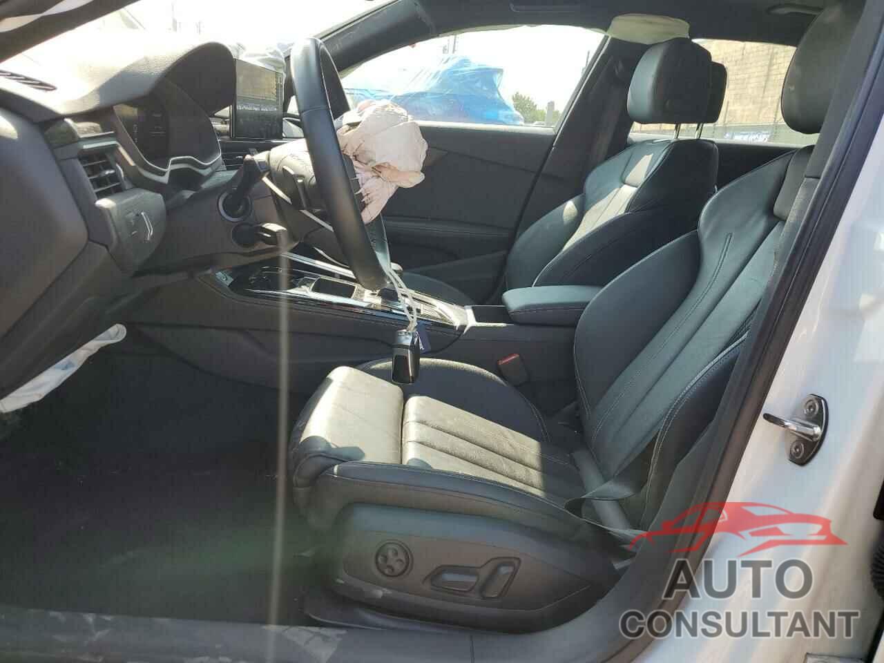 AUDI A4 2022 - WAUEAAF40NN011607