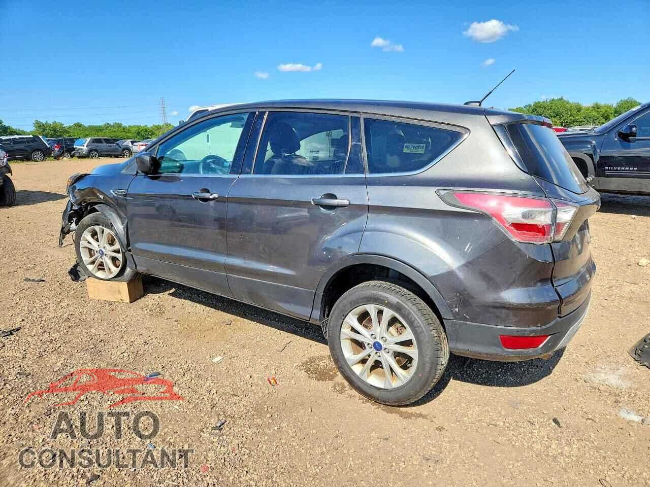 FORD ESCAPE 2017 - 1FMCU0G93HUB31154