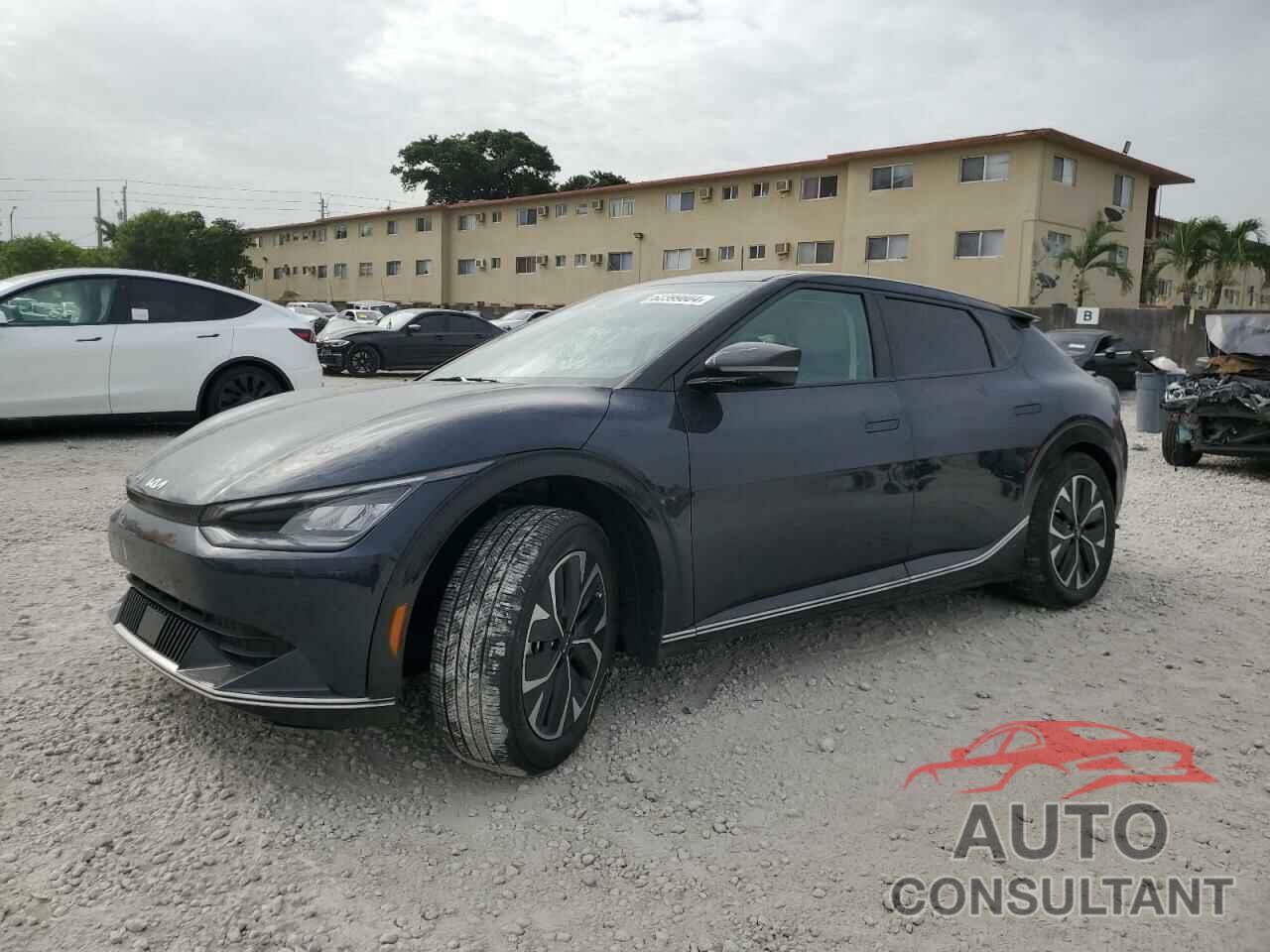 KIA EV6 LIGHT 2023 - KNDC34LA4P5105699