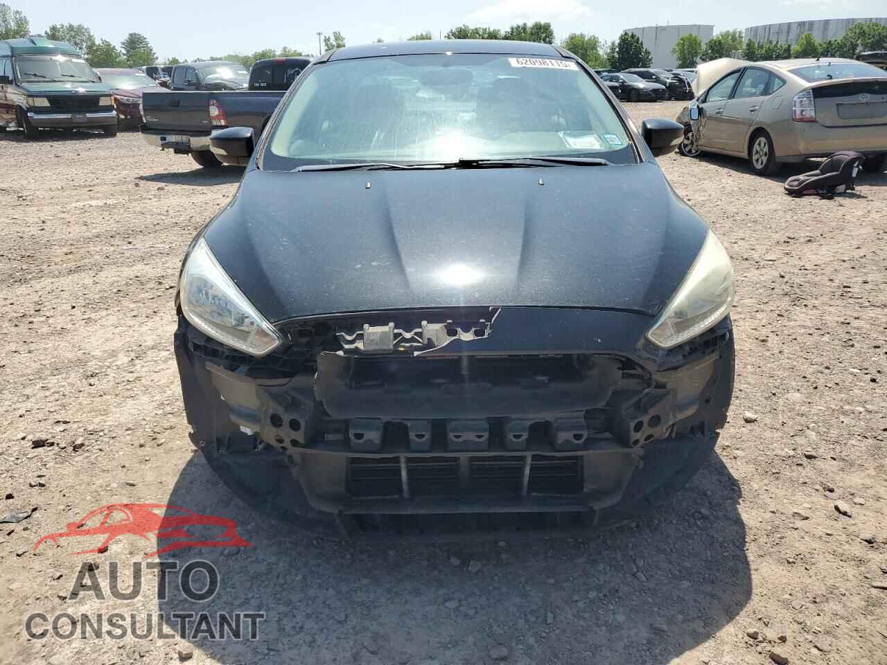 FORD FOCUS 2015 - 1FADP3F27FL216903
