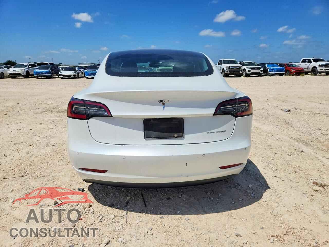 TESLA MODEL 3 2022 - 5YJ3E1EB3NF289639