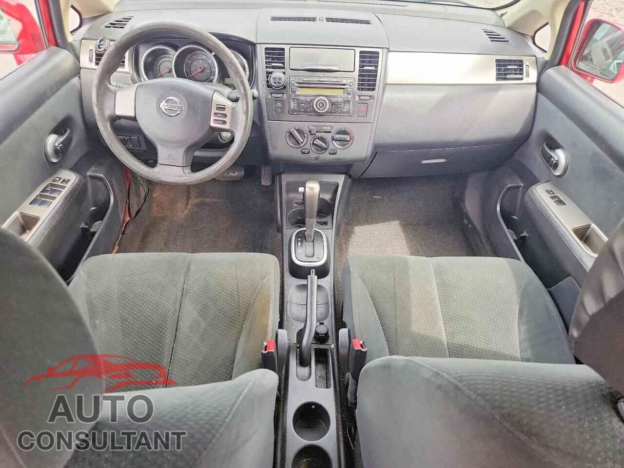 NISSAN VERSA 2011 - 3N1BC1AP5BL470342