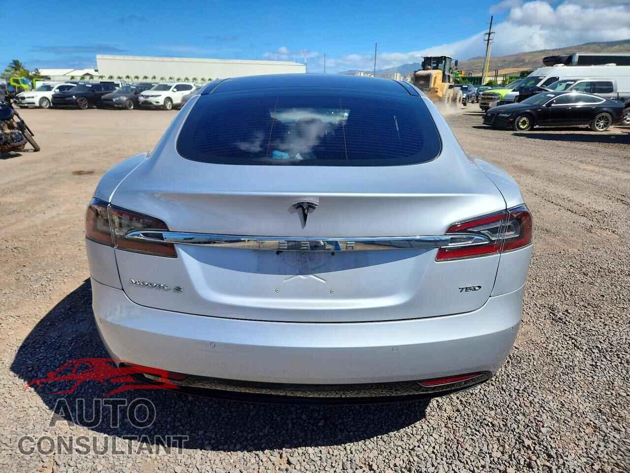 TESLA MODEL S 2018 - 5YJSA1E26JF245216