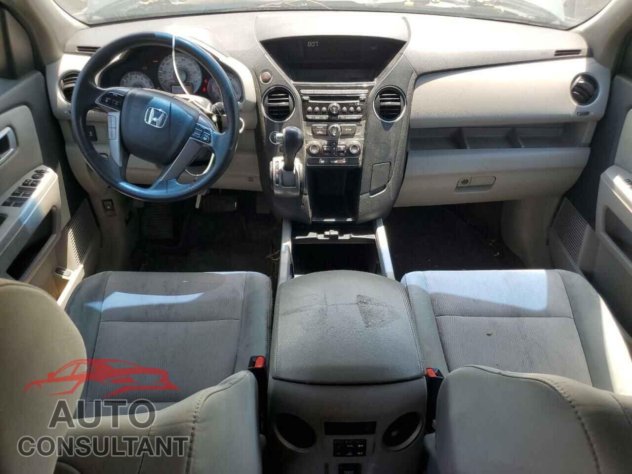 HONDA PILOT 2012 - 5FNYF4H44CB008687