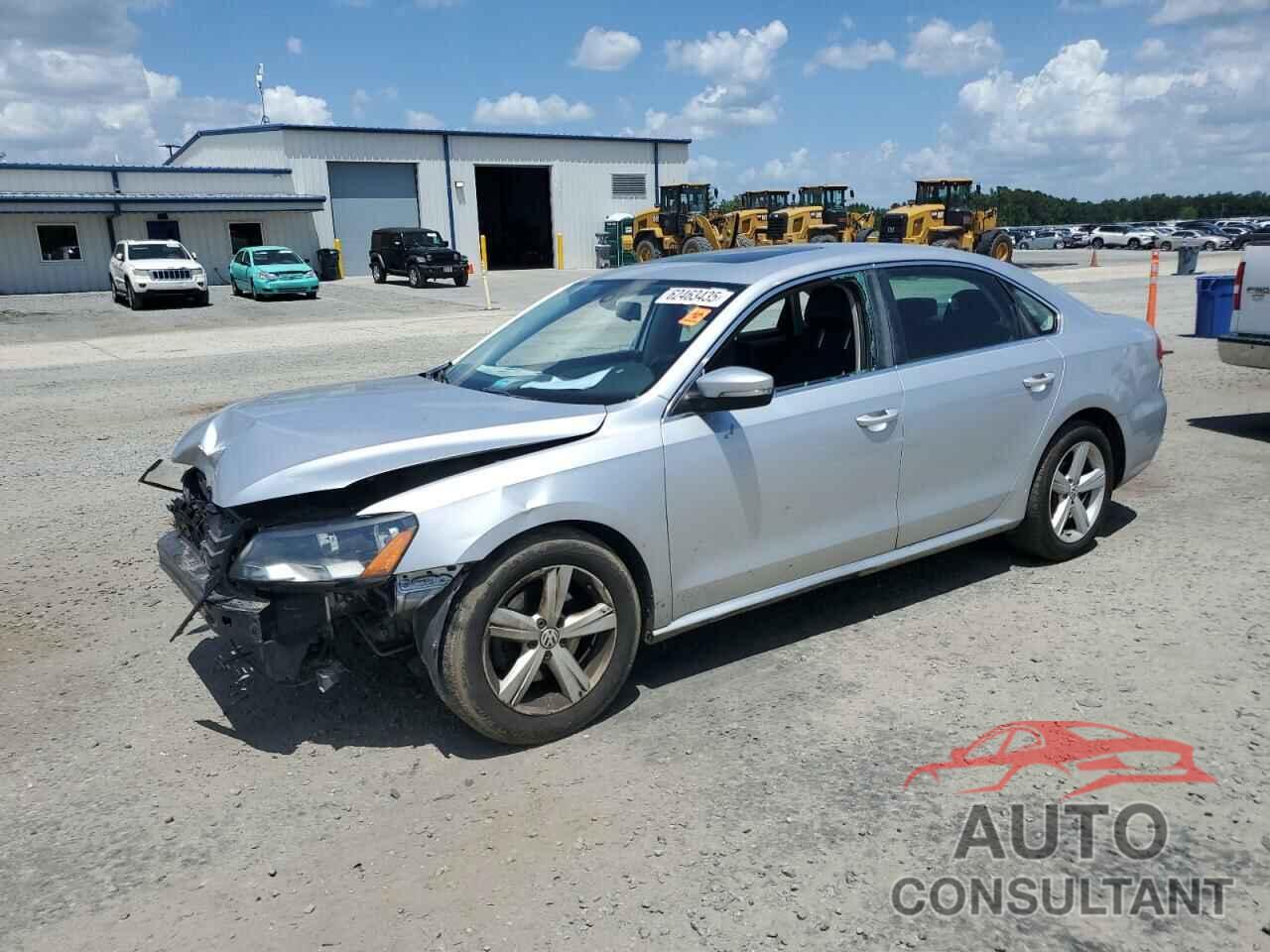 VOLKSWAGEN PASSAT 2013 - 1VWBP7A33DC113528