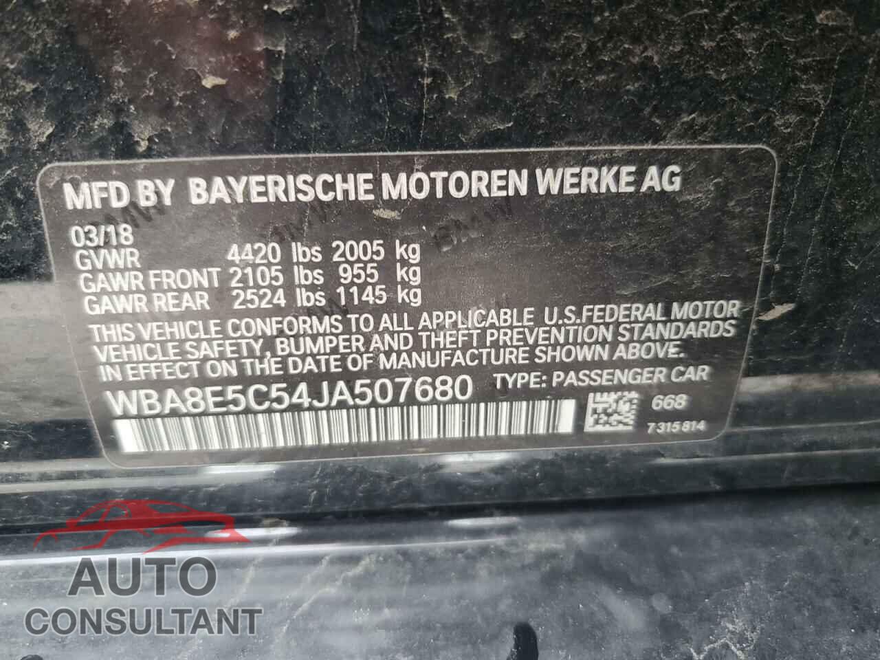 BMW 3 SERIES 2018 - WBA8E5C54JA507680