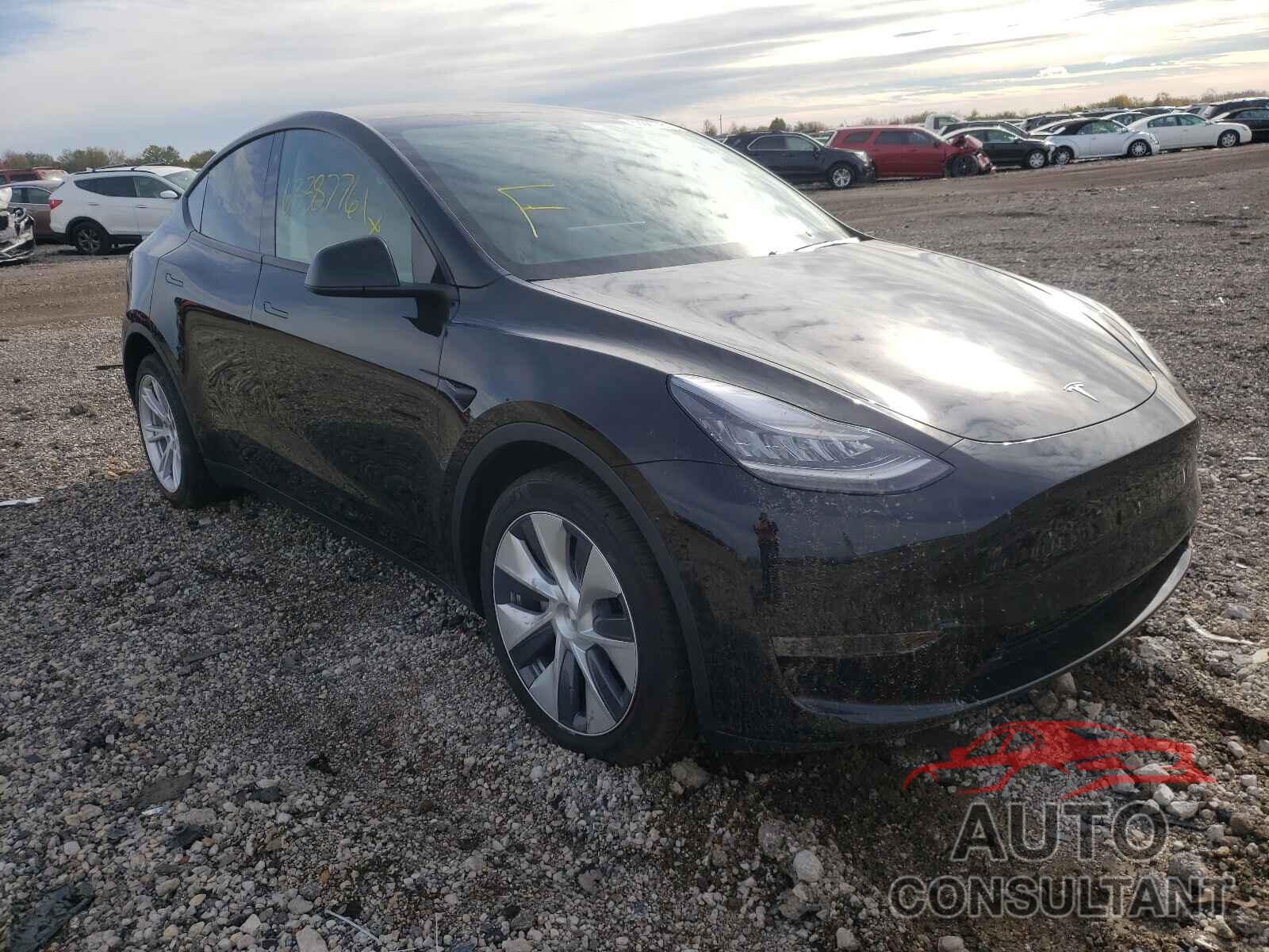 TESLA MODEL Y 2021 - 5YJYGDEE7MF082097
