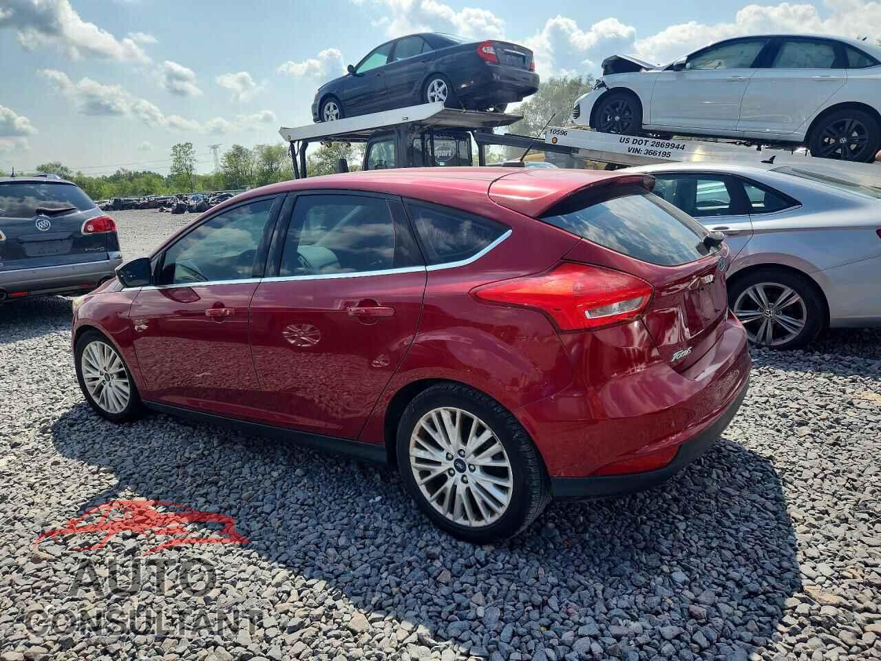 FORD FOCUS 2016 - 1FADP3N26GL329888