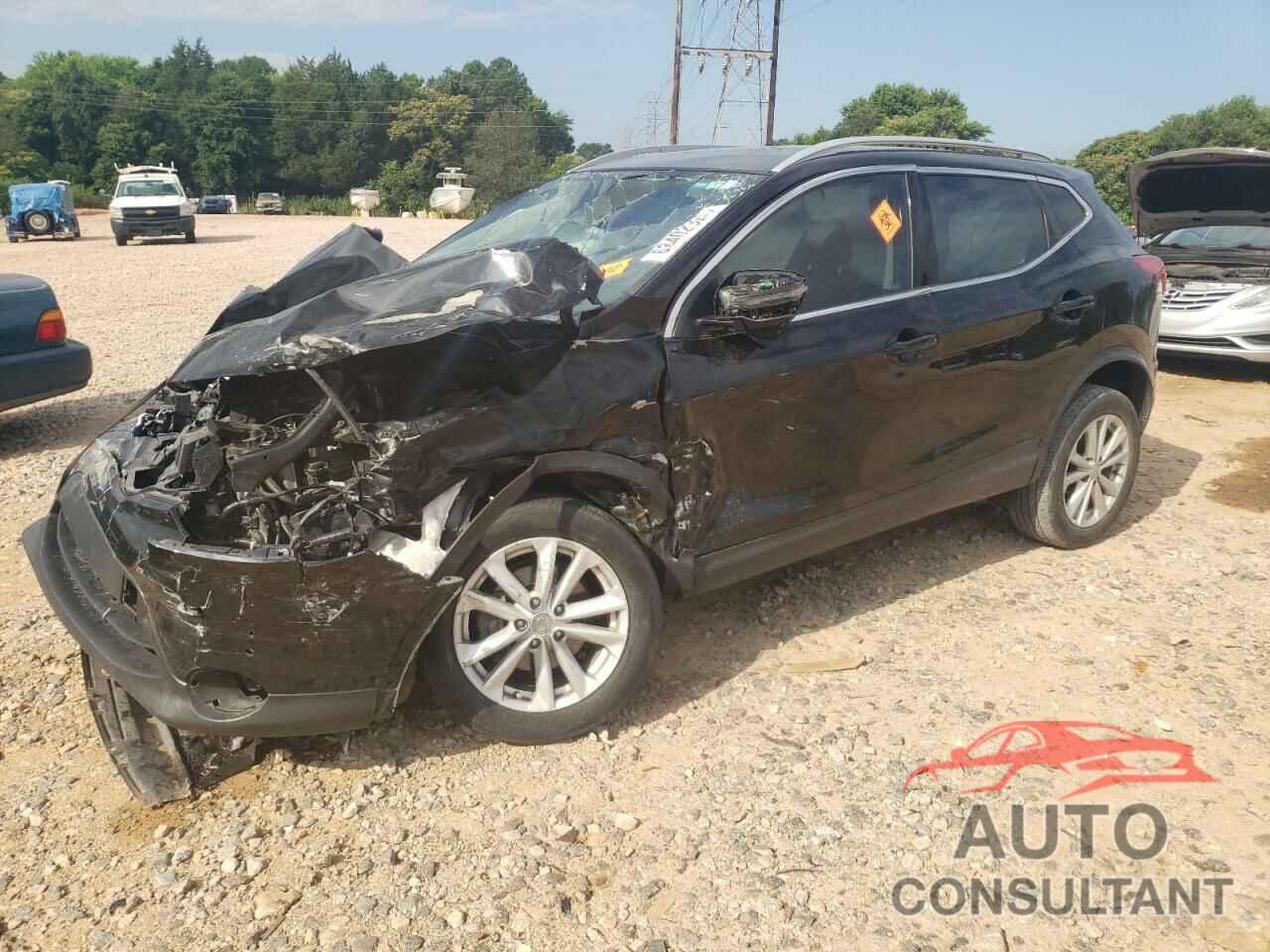 NISSAN ROGUE 2018 - JN1BJ1CP6JW163077