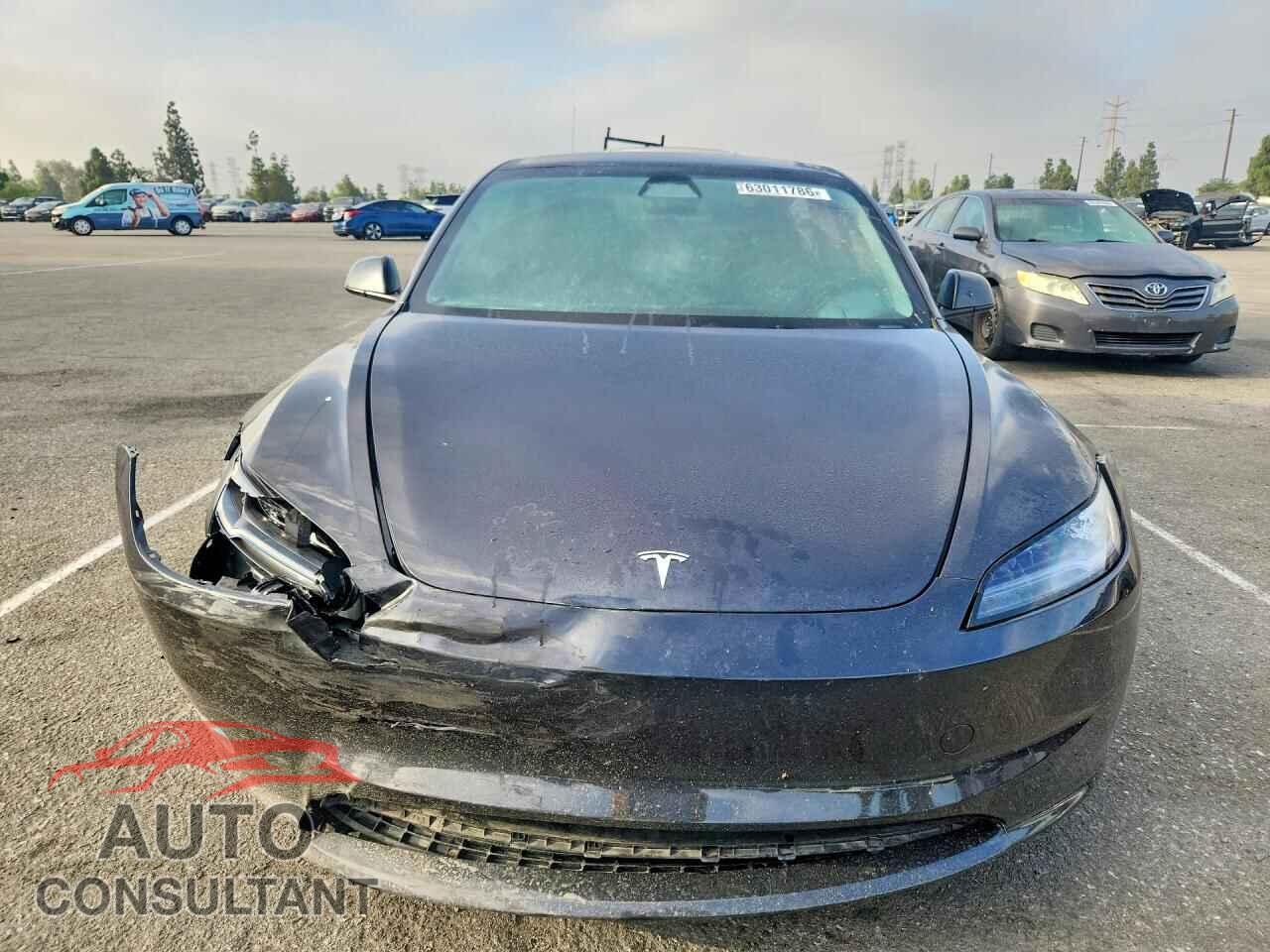 TESLA MODEL 3 2024 - 5YJ3E1EB1RF817409
