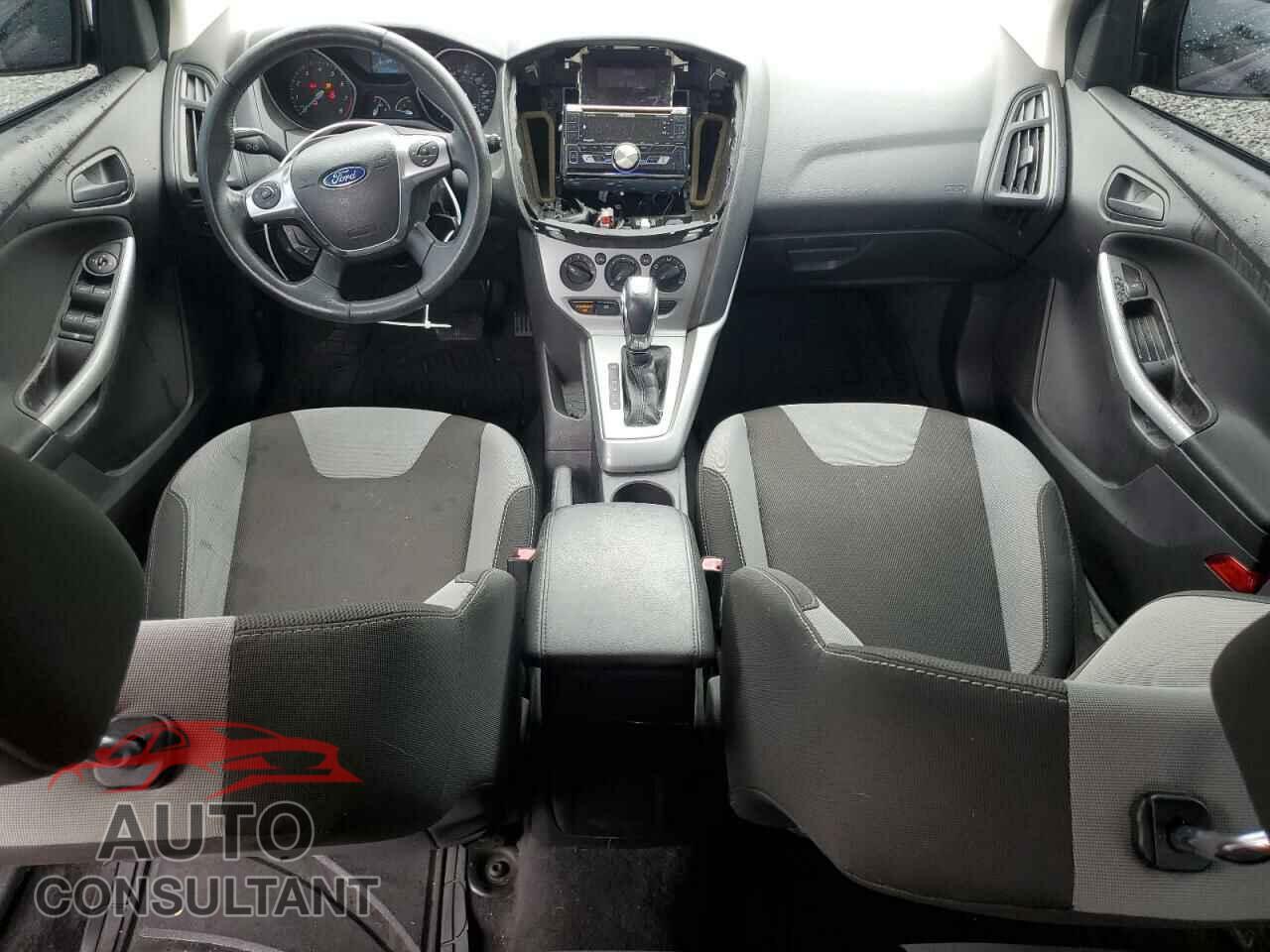 FORD FOCUS 2012 - 1FAHP3K2XCL277861