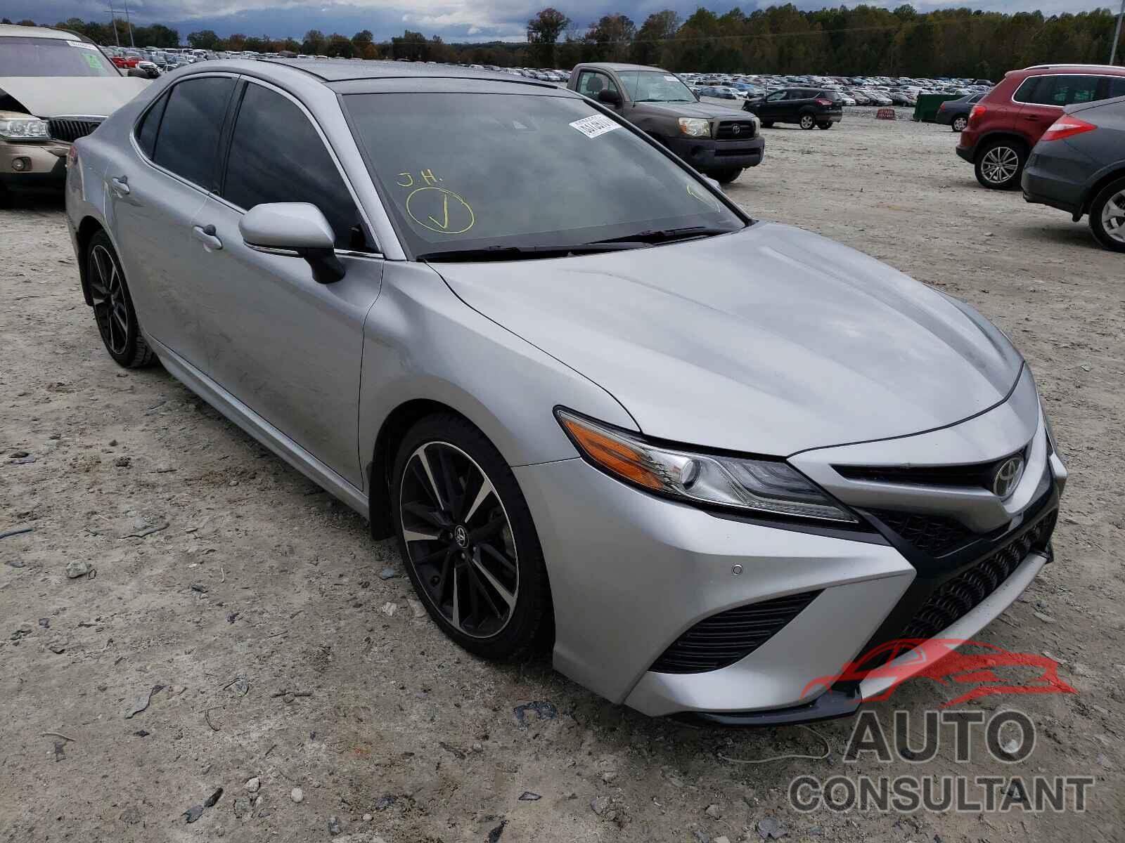 TOYOTA CAMRY 2018 - 4T1BZ1HK6JU011942