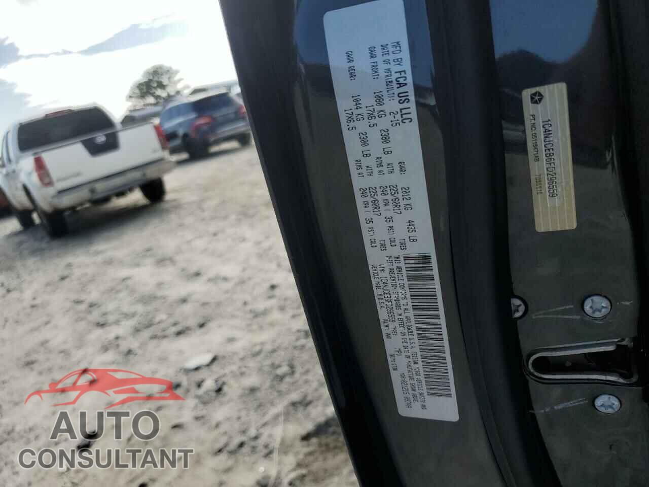 JEEP COMPASS 2015 - 1C4NJCEB6FD296559