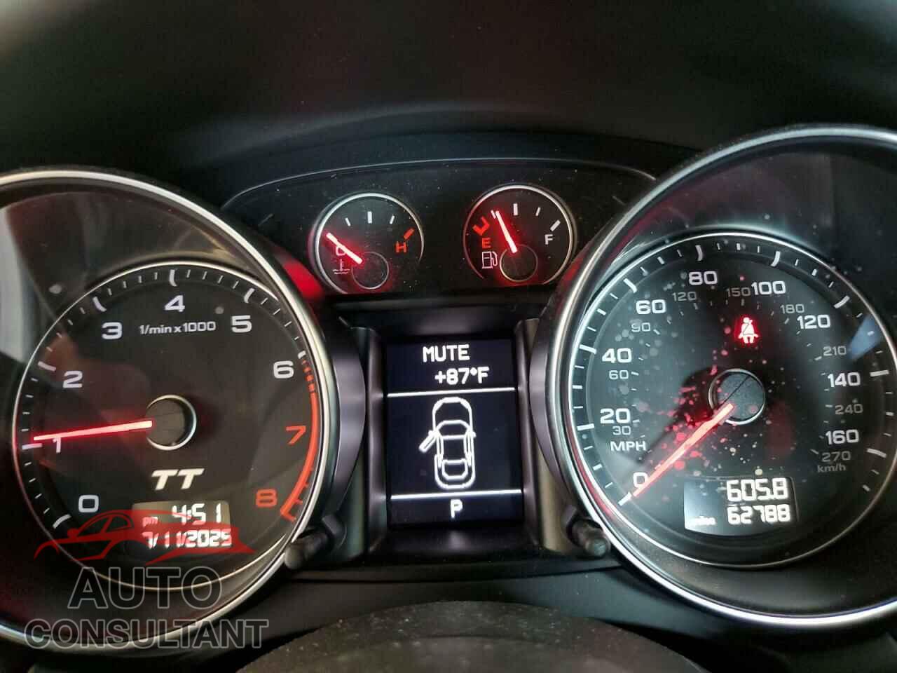 AUDI TT 2014 - TRUBFAFK5E1009399