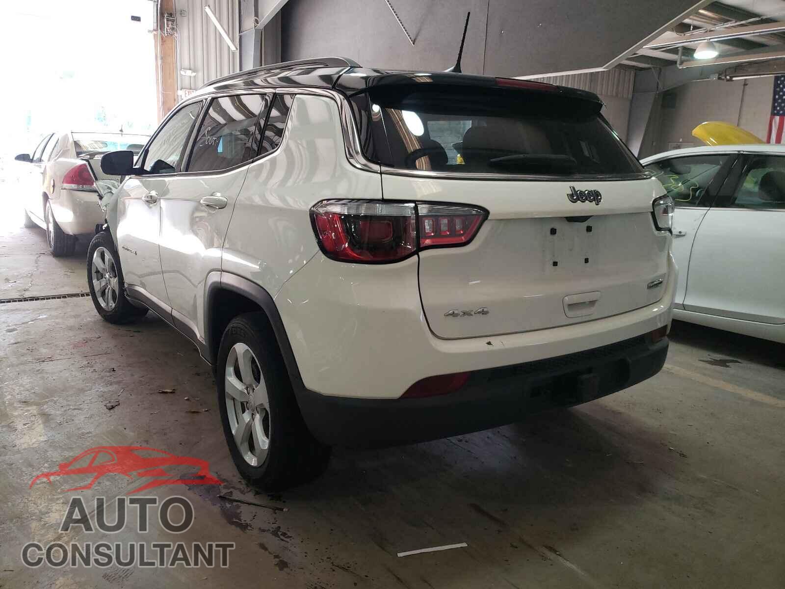 JEEP COMPASS 2018 - 3C4NJDBB8JT423468