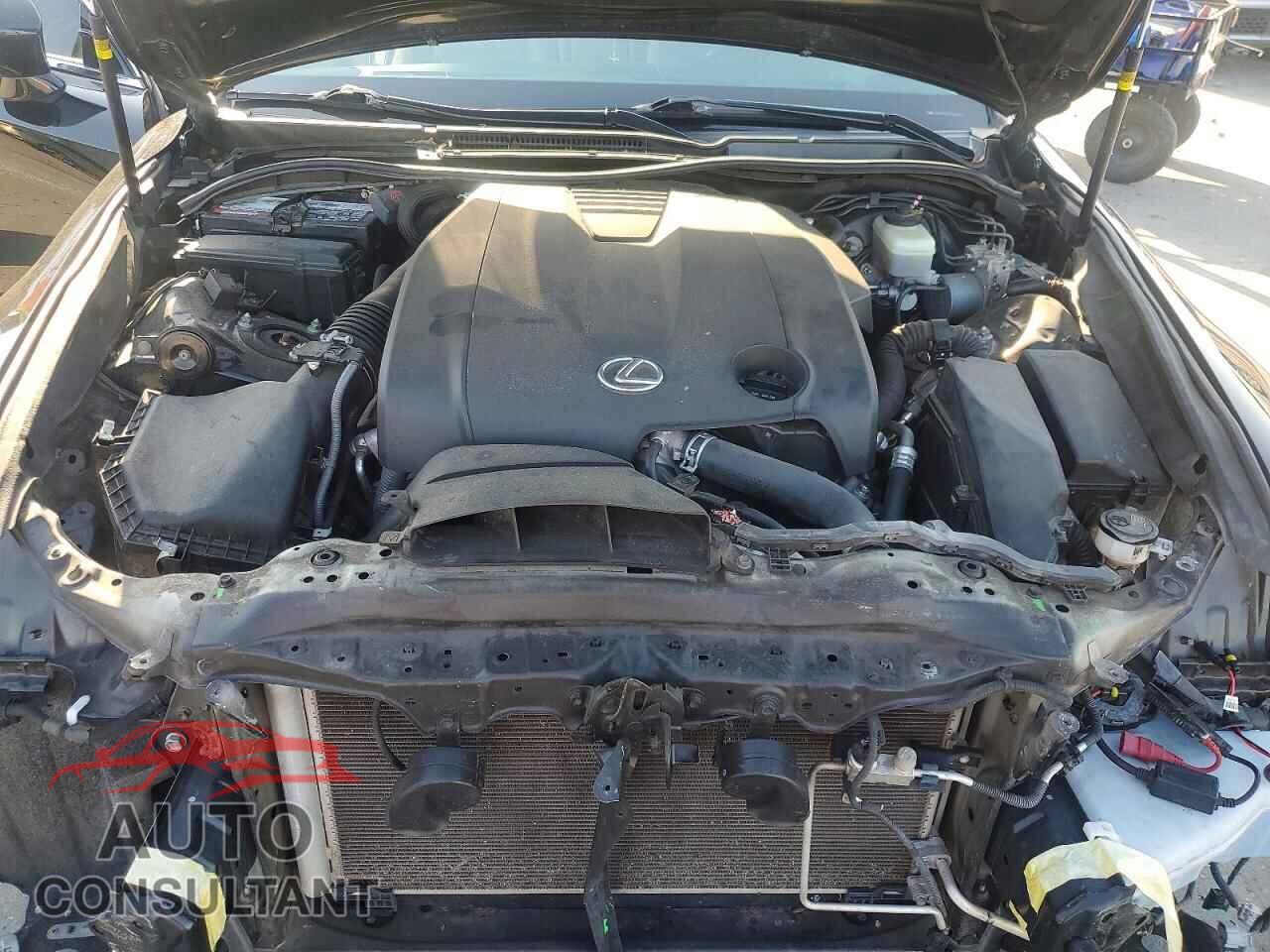 LEXUS IS 2015 - JTHBF1D25F5049083