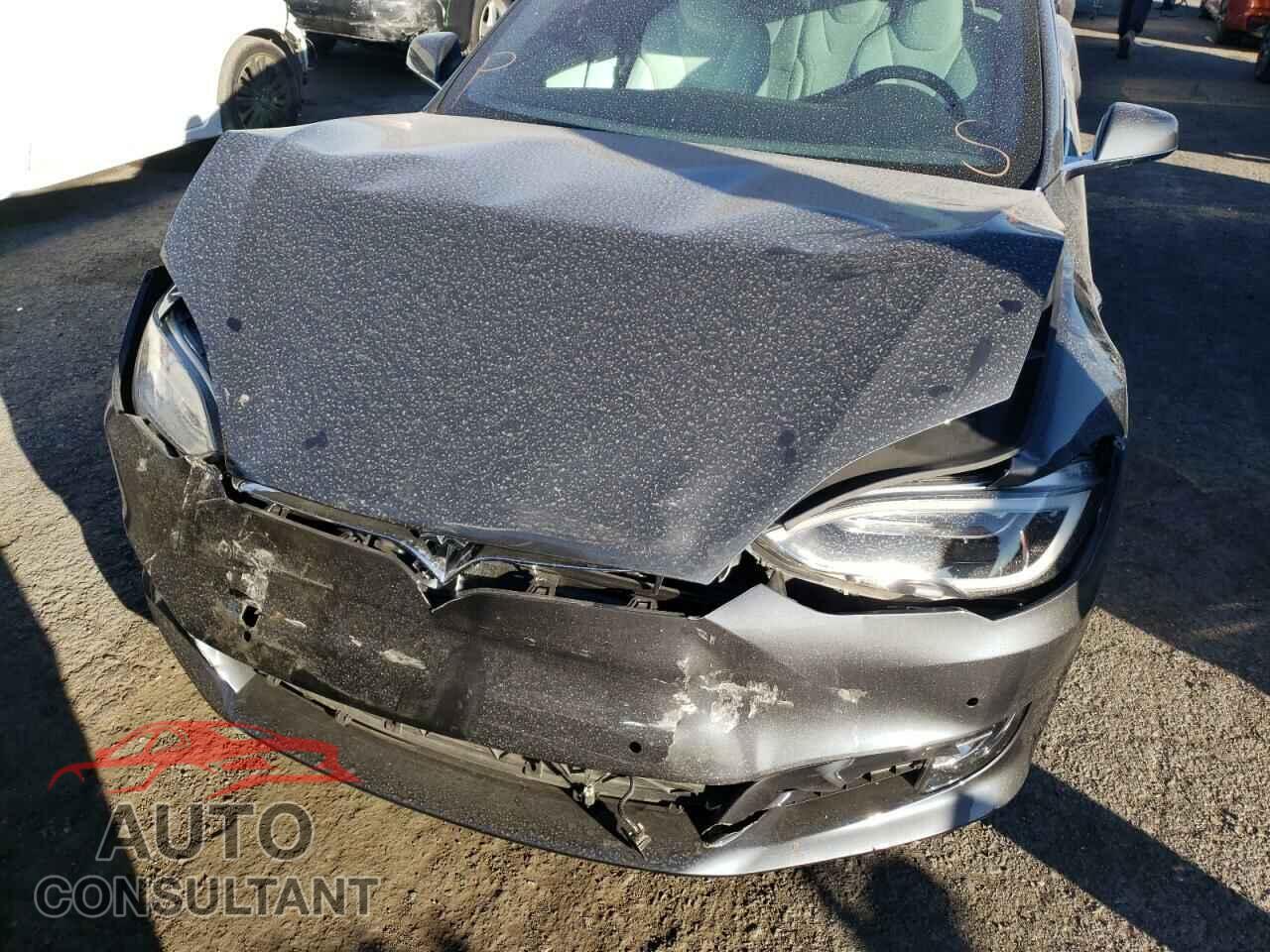 TESLA MODEL S 2017 - 5YJSA1E25HF229390