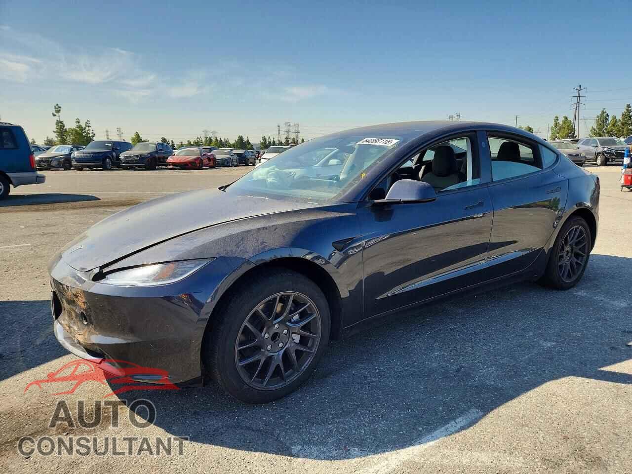 TESLA MODEL 3 2025 - 5YJ3E1EA3SF081523
