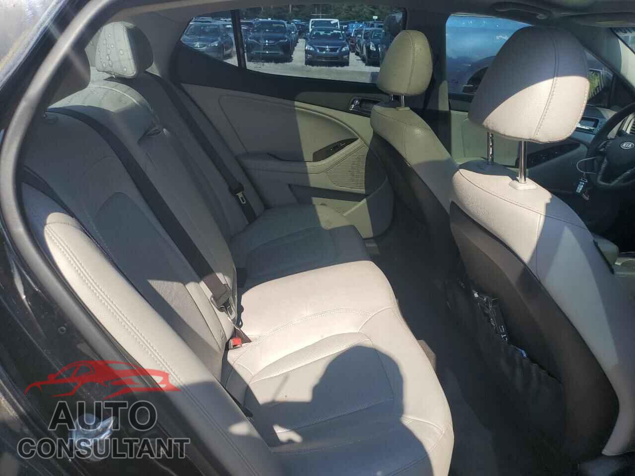 KIA OPTIMA 2011 - KNAGN4A74B5115108