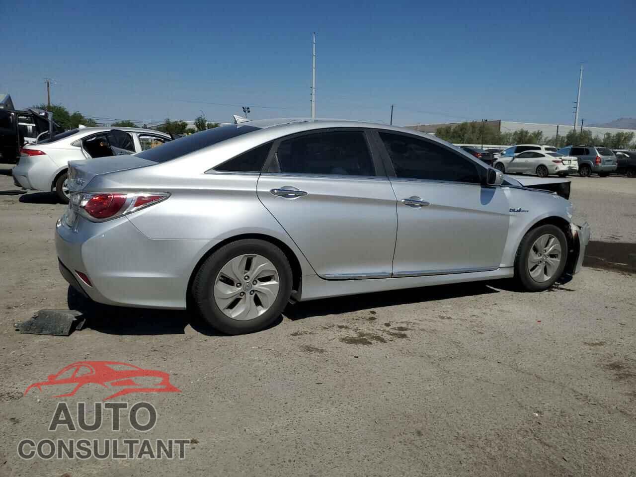 HYUNDAI SONATA 2015 - KMHEC4A44FA130738