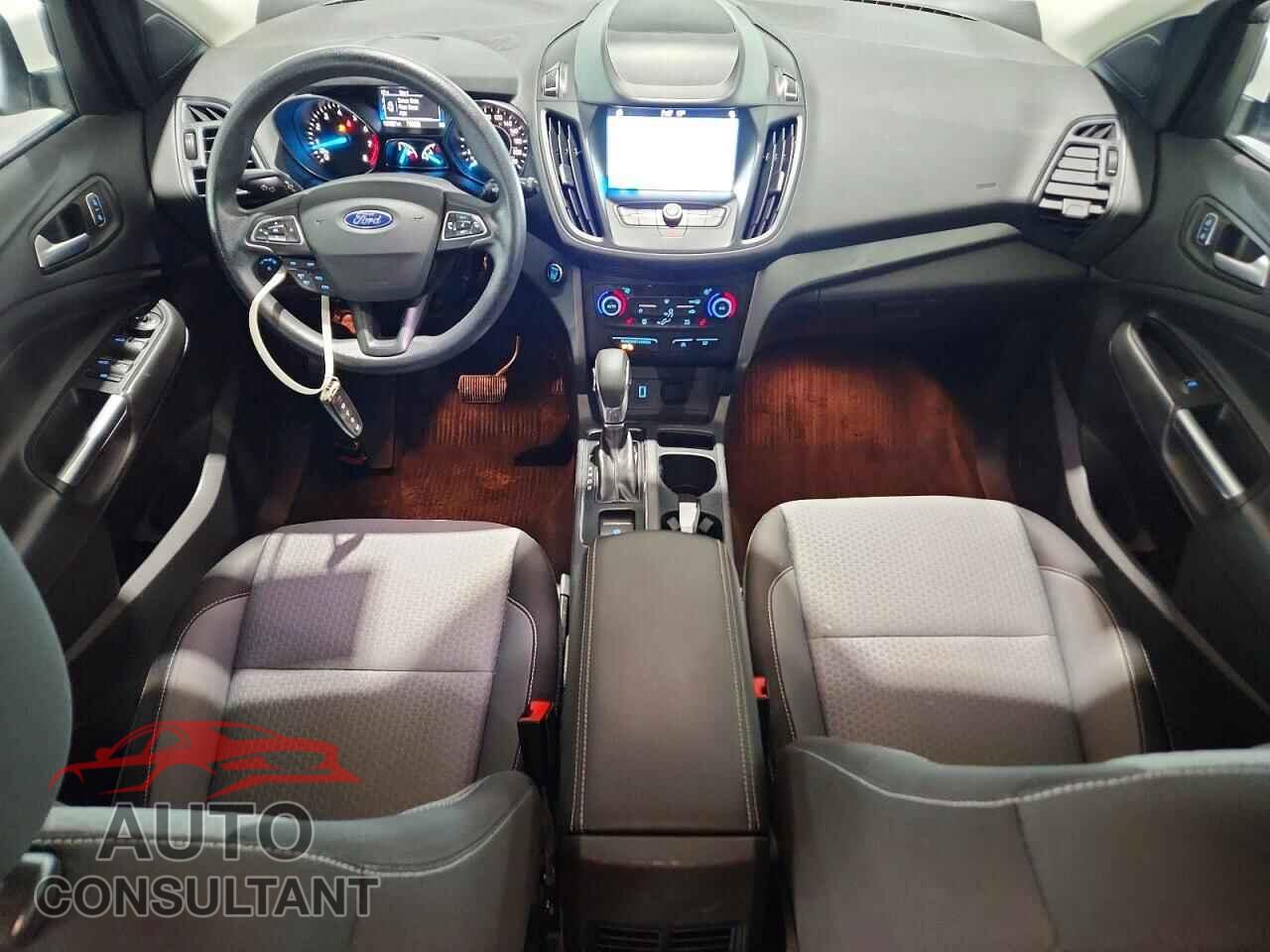 FORD ESCAPE 2019 - 1FMCU9GD8KUC11596