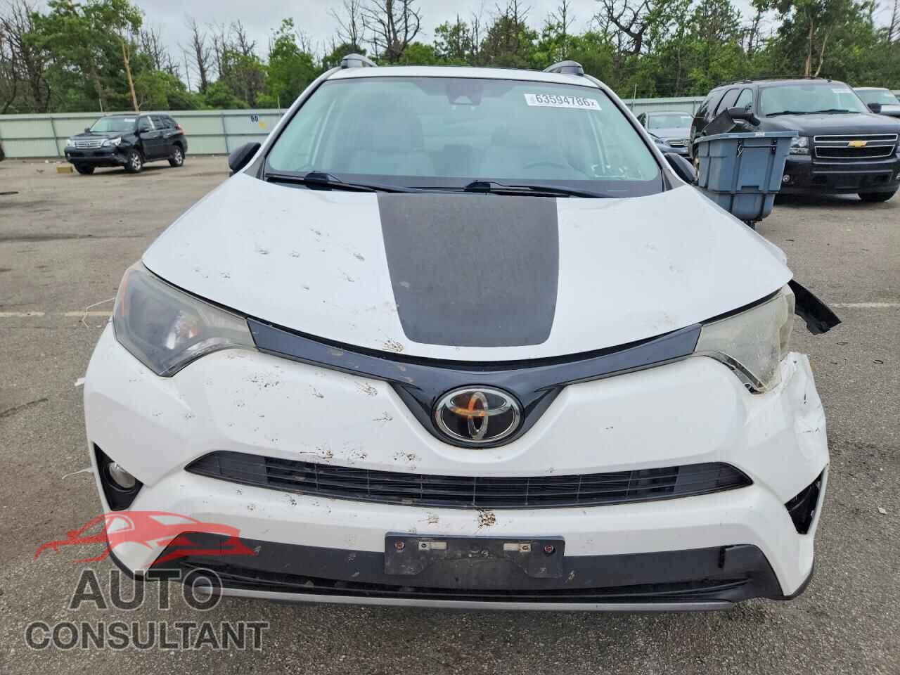 TOYOTA RAV4 2018 - 2T3RFREV1JW757131