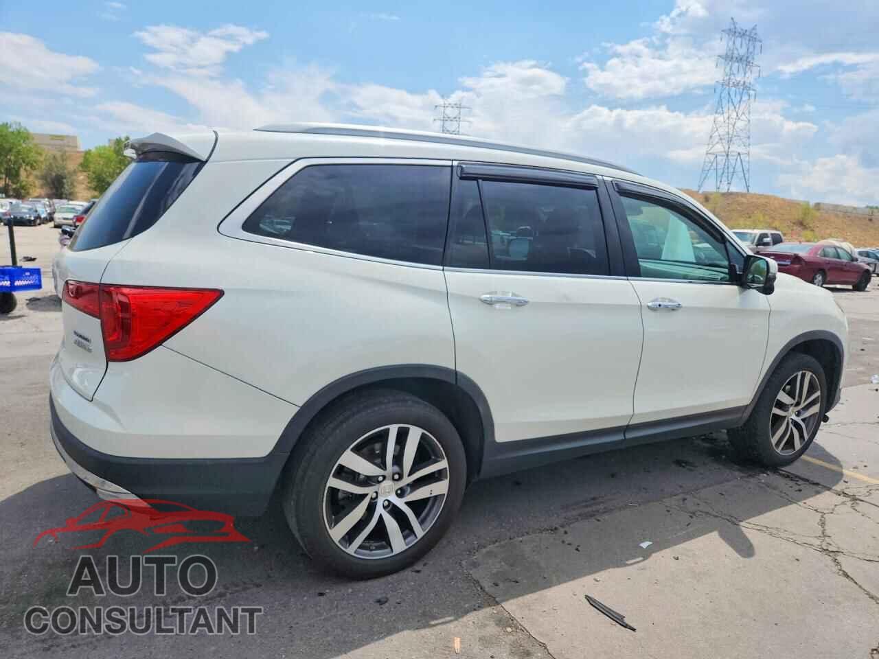 HONDA PILOT 2016 - 5FNYF6H93GB120376