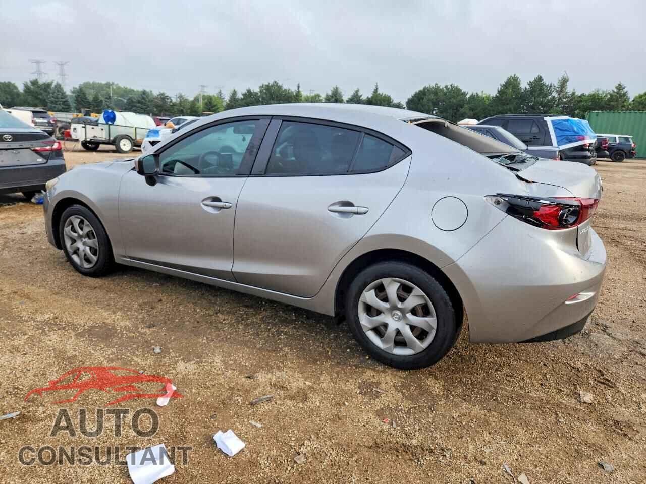 MAZDA 3 2015 - JM1BM1U77F1258464
