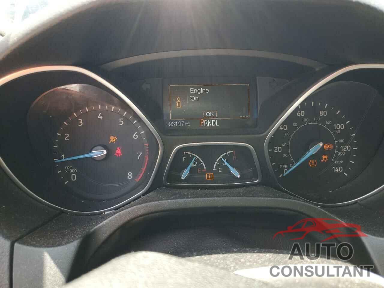 FORD FOCUS 2018 - 1FADP3K26JL280302