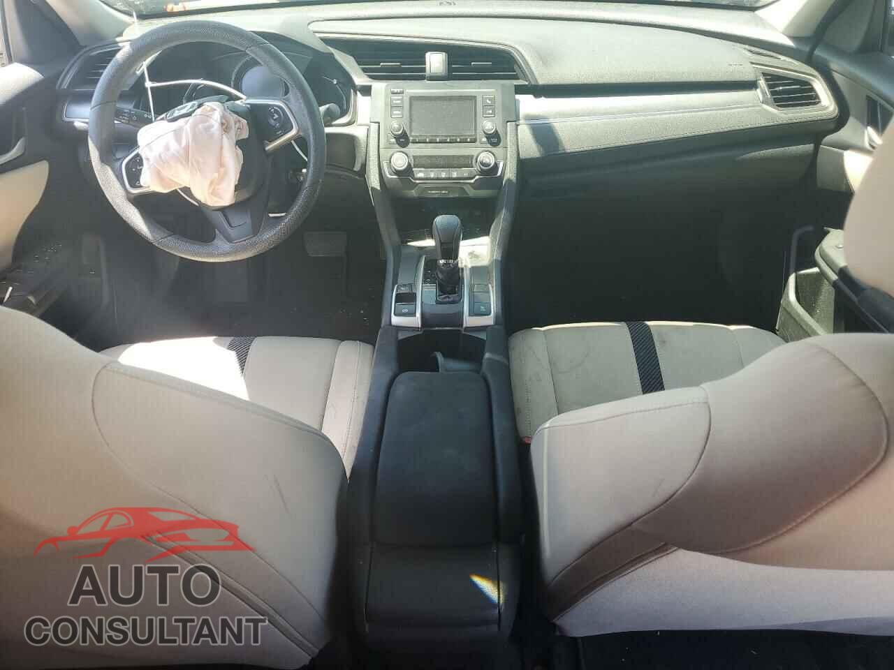 HONDA CIVIC 2018 - 2HGFC2F52JH604356