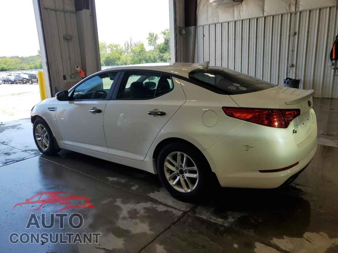 KIA OPTIMA 2011 - KNAGM4A76B5055870