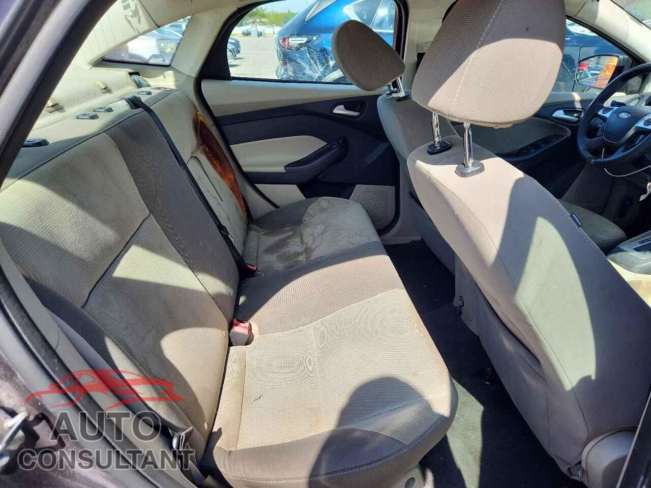 FORD FOCUS 2013 - 1FADP3F28DL292465