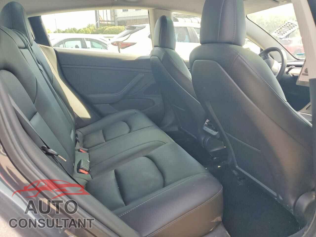 TESLA MODEL 3 2021 - 5YJ3E1EB9MF853227