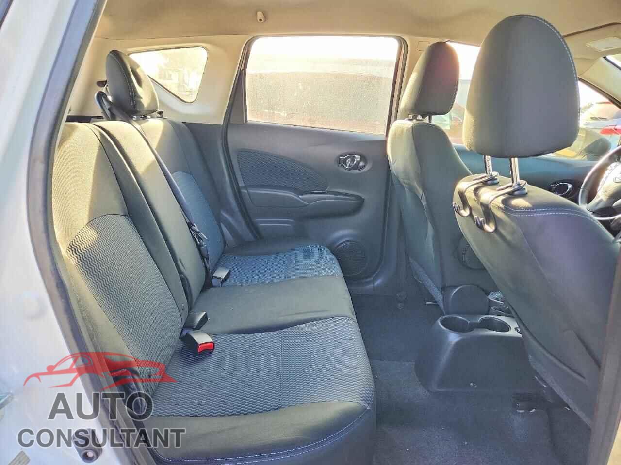 NISSAN VERSA 2017 - 3N1CE2CP3HL373134