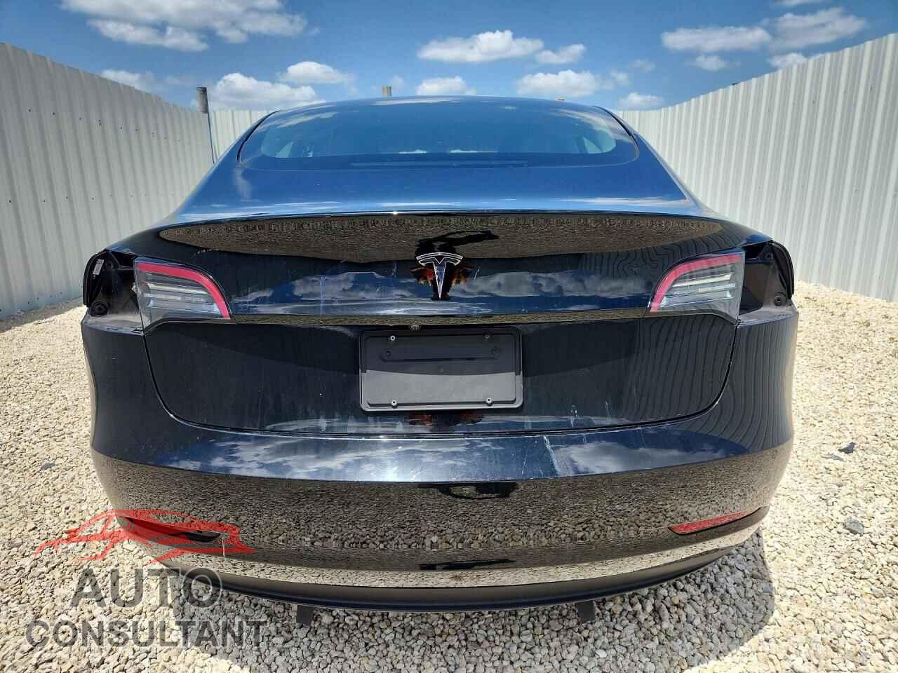 TESLA MODEL 3 2022 - 5YJ3E1EA2NF370266
