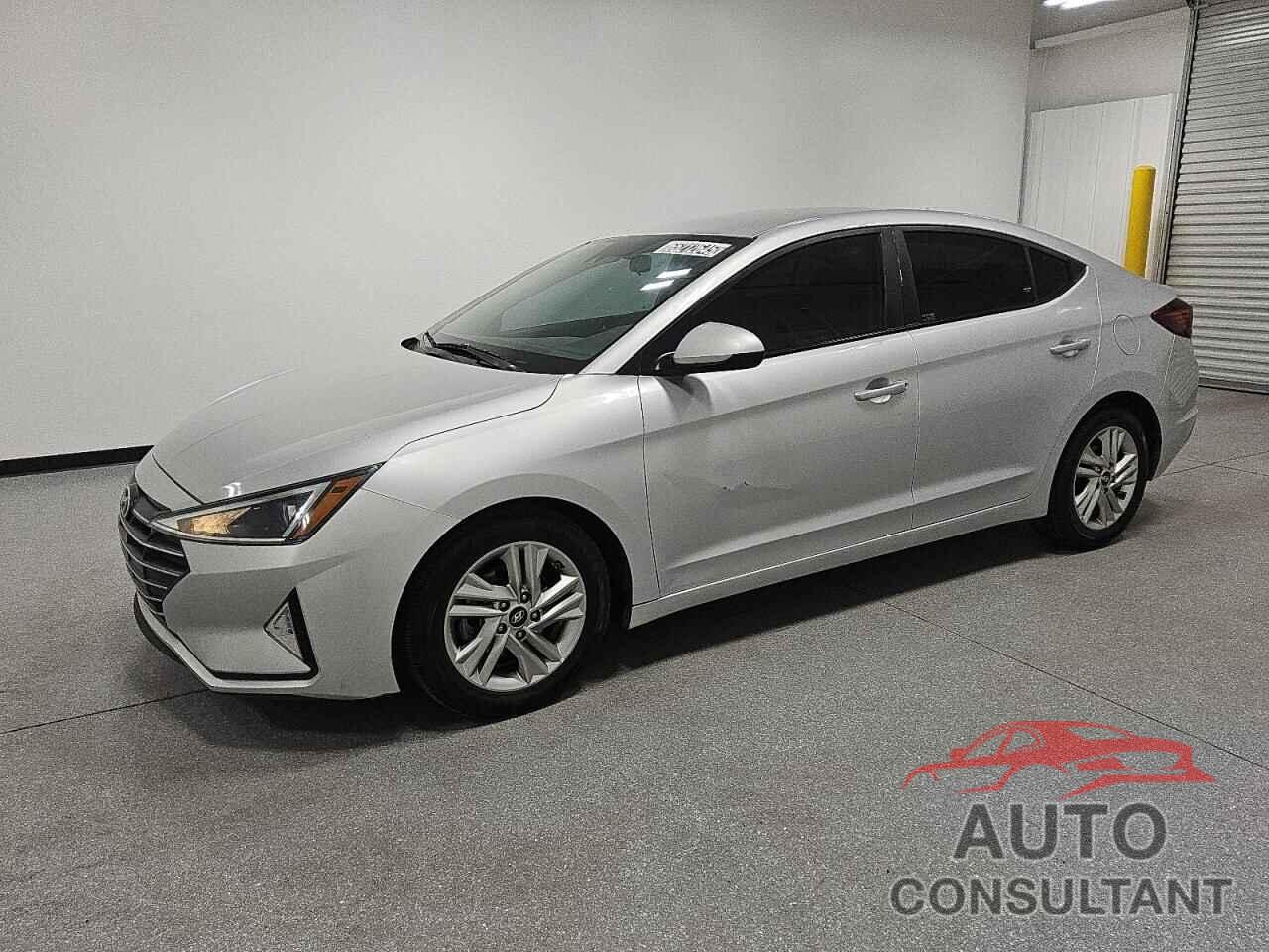 HYUNDAI ELANTRA 2020 - 5NPD84LF4LH507900